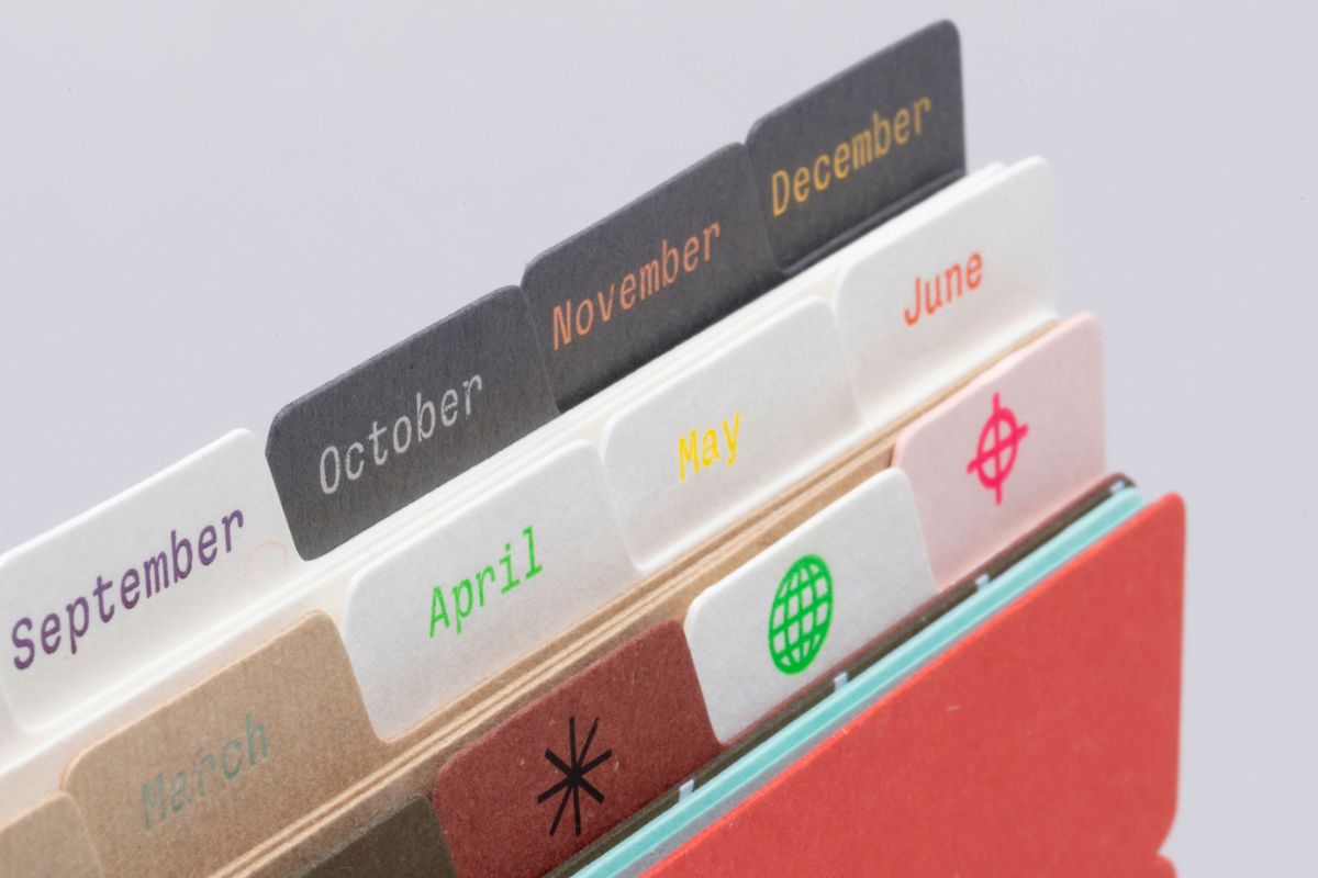 Change WithPrint 2023 calendar photo details